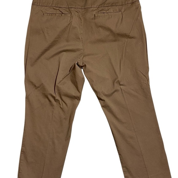 New York & Company Brown Capris - Picture 6 of 10